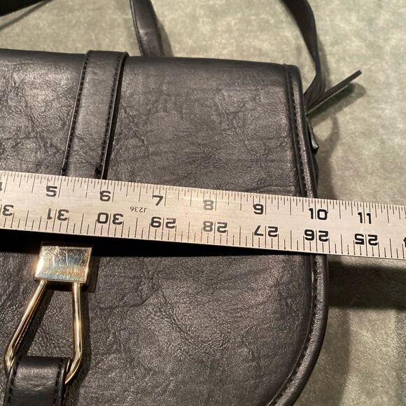 #135 Boutique Leather Black Saddle Bag - Picture 9 of 11